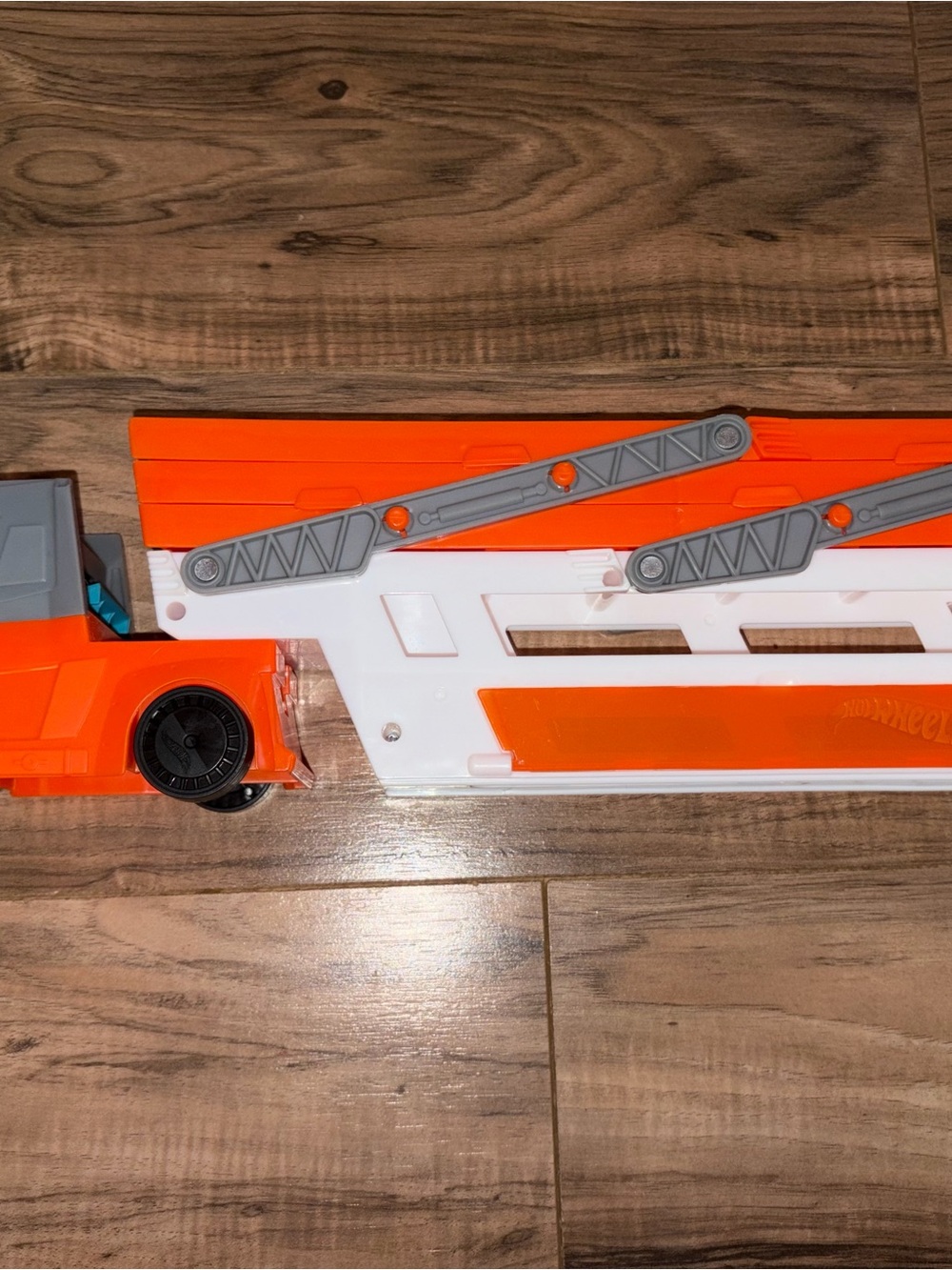 Hot Wheels Mega Hauler